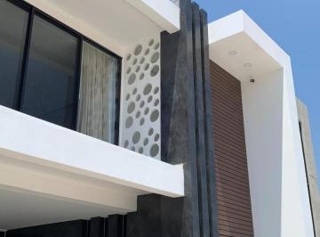 Casa · 250m² · 3 Recámaras · 2 Estacionamientos · Casa en Venta en Fracc. Las Palmas