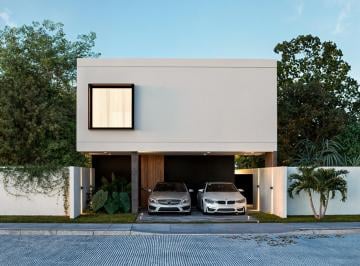 Casa · 210m² · 3 Recámaras · 2 Estacionamientos · Casa en Venta en Lomas del Dorado, Boca del Río