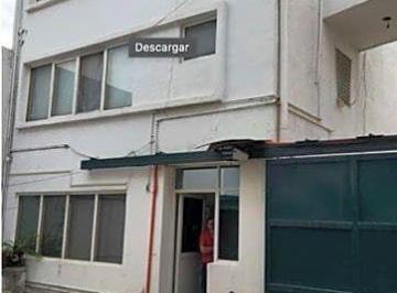 Bodega comercial · 2469m² · 3 Recámaras · 6 Estacionamientos · Venta de Bodega Comercial