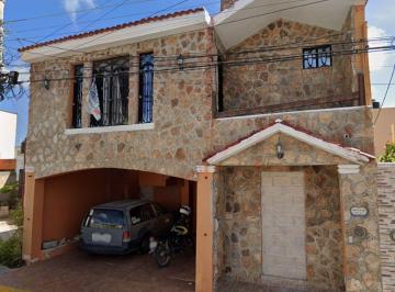 Casa en condominio de 3 habitaciones, Campeche · Casa con 3 Recámaras y 230 m² de Terreno en Venta en Centro