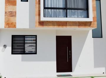 Casa en condominio · 122m² · 3 Recámaras · 2 Estacionamientos · Venta | Casa Nueva con Casa Club en San Isidro Juriquilla – $3,117,467 Mxn