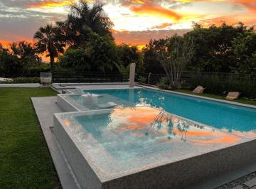 Casa · 550m² · 4 Recámaras · Sumiya Residencial
