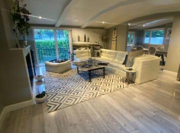 Casa de 4 habitaciones, Huixquilucan · Casa en Renta en Lomas del Sol