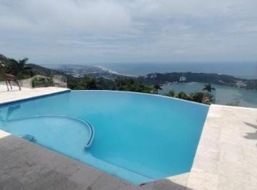 Casa · 588m² · 5 Recámaras · 4 Estacionamientos · Casa en Venta en Acapulco Brisas La Cima Residencial con Vista Al Mar
