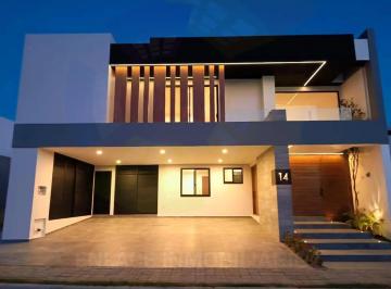 1 · Casa en Venta en Parque Jalisco en Lomas de Angelópolis 3