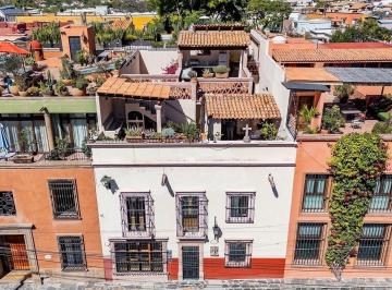 3ab5497d7caec349e1405cc43cc54b70ce9836dfb00318feec70b9b213325f5c · Casa Estilo Colonial en Venta en El Centro de San Miguel de Allende