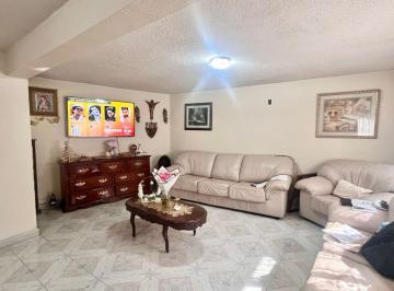 Casa de 4 habitaciones, Iztapalapa · Casa en Iztapalapa Colonia Estado de Veracruz Cerca del Metro Iztapalapa