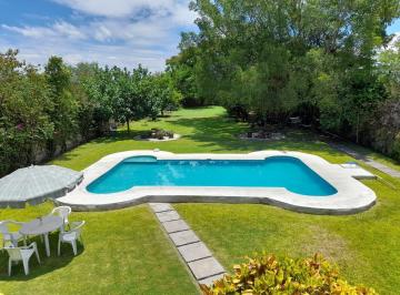 Casa · 200m² · 3 Recámaras · Casa Campestre en Venta en Tequesquitengo - (4)