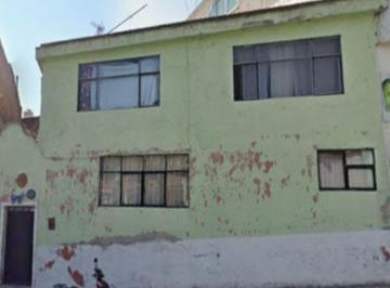Casa de 4 habitaciones, Toluca · Casa en Venta en Aztecas Colonia Santa Barbara, Toluca