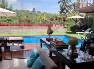 Casa en condominio · 600m² · 4 Recámaras · 3 Estacionamientos · Casa en Condominio en Venta en Avándaro