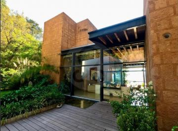 Casa · 540m² · 5 Recámaras · 2 Estacionamientos · Casa en Venta en Monte Alto