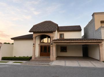 Casa · 433m² · 3 Recámaras · 2 Estacionamientos · Casa Venta San Patricio Plus Al Norte Saltillo