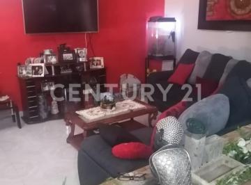 Casa · 222m² · 3 Recámaras · 2 Estacionamientos · Venta Casa en Ciudad Lago, Nezahualcoyotl
