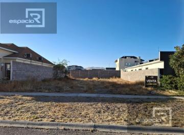 Terreno / Lote · 450m² · Terreno en Venta en Residencial Leones