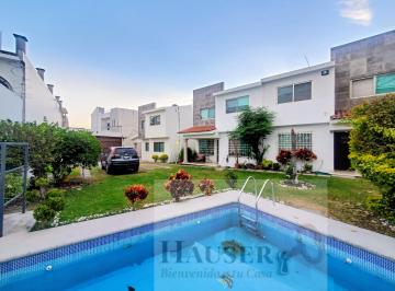 Casa de 4 habitaciones, Cuernavaca · Condominio de Sólo 3 Casas en Chipiltan, Cuernavaca