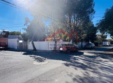 Casa de 5 habitaciones, Saltillo · Casa en Venta Al Norte de Saltillo en Jardines del Lago