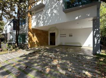 Casa en condominio de 4 habitaciones, Tlajomulco de Zúñiga · Residencia en Renta en El Cielo Country Club Tlajomulco| Frente a Campo de Golf