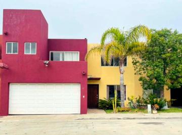 Casa de 3 habitaciones, Tijuana · Se Vende Casa de 3 Recámaras en Playas de Tijuana