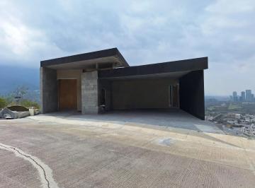 Casa · 1050m² · 3 Recámaras · Casa en Balcones del Campestre