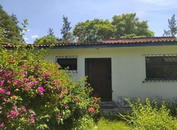 Casa · 5000m² · 3 Recámaras · 5 Estacionamientos · Casa en Venta en Hacienda Valle Verde