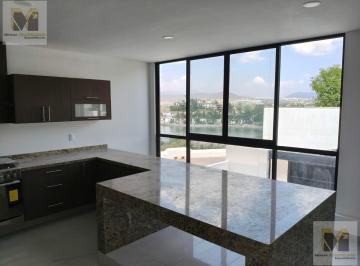 Casa · 694m² · 4 Recámaras · 6 Estacionamientos · Casa en Renta en El Fraccionamiento La Cañada Juriquilla