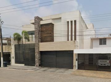 Casa de 5 habitaciones, Ciudad Madero · Venta de Casa Asequible en Col. Ampliación Unidad Nacional. Tamaulipas
