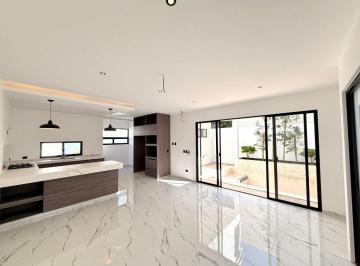 Casa de 4 habitaciones, Mérida · Residencia de Lujo a Estrenar con 4 Recámaras y Alberca en Cholul.