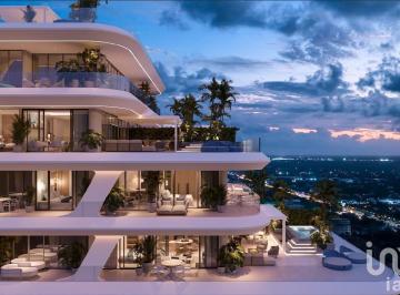 Departamento · 113m² · 2 Recámaras · 2 Estacionamientos · Departamento en Cancún, Residencial de Lujo con Marca Internacional, Vista a La Laguna y Beach Club.