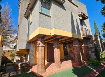 Casa · 205m² · 3 Recámaras · 2 Estacionamientos · Casa en Venta Fraccionamiento Villas de Tlayacapan, Morelos