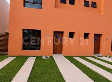 Casa en condominio · 109m² · 2 Recámaras · 2 Estacionamientos · Casa en Renta, Condominio Kulcana 1, Cancún, Quintana Roo.