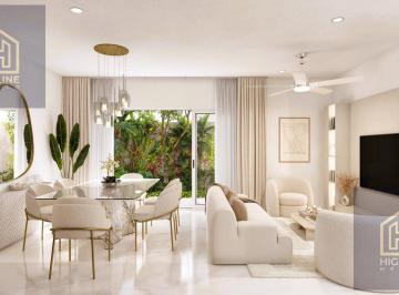 Casa · 192m² · 4 Recámaras · 2 Estacionamientos · Venta de Casa en Playa del Carmen 4 Habitaciones y Casa Club