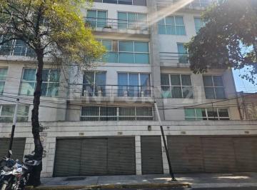 Departamento · 101m² · 2 Recámaras · 2 Estacionamientos · Departamento con 2 Niveles Tipo Townhouse en Primer Piso, Colonia Narvarte