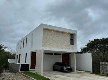Casa de 4 habitaciones, Mérida · Casa a Estrenar en Paseo Country Alado de Anahuac Mayab
