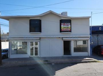 Local comercial · 394m² · 6 Recámaras · 3 Estacionamientos · Venta Local con 2 Departamentos en Junta de Los Ríos
