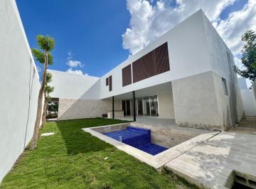 Casa · 597m² · 4 Recámaras · 4 Estacionamientos · Casa en Venta en Mérida, Privada El Origen, Mod. 597, de Lujo