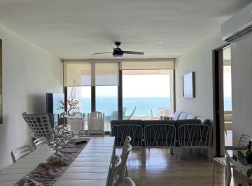 Departamento · 182m² · 3 Recámaras · Departamento en Venta Amanecer Piso 8 Ubicado en Las Playas de Chicxulub Puerto.