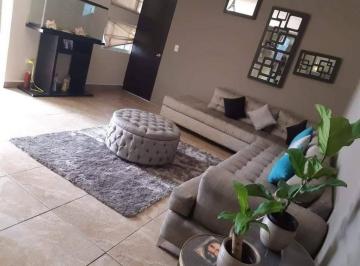 Casa · 585m² · 3 Recámaras · Casa en Venta - Rincon de La Sierra - Guadalupe Nl