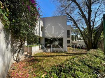 Casa · 407m² · 3 Recámaras · 3 Estacionamientos · Casa en Venta en Álvaro Obregón