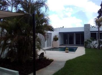Casa de 2 habitaciones, Mérida · Casa de un Nivel en Cholul