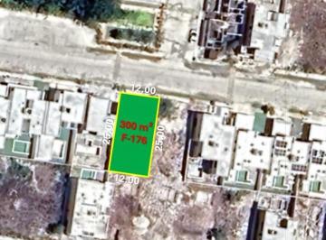 Terreno / Lote · 300m² · Terreno de 300 m² (F - 176) en La Privada Residencial Tamora Conkal Yucatán