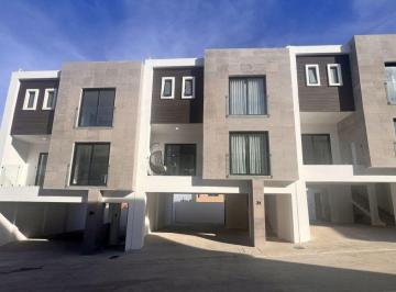 Casa de 3 habitaciones, Tijuana · Se Vende Casa de 3 Recámaras en Altum Agua Caliente, Tijuana