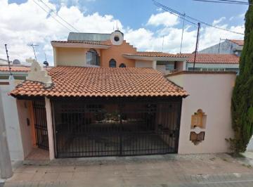 Casa de 5 habitaciones, Aguascalientes · Venta de Casa en Sierra de Guadarrama, Jardines de La Concepcion, Guanajuato