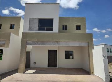 Casa · 170m² · 3 Recámaras · 2 Estacionamientos · Casa en Cerrada con Amenidades Zona Viñedos de Torreón