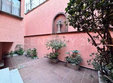 Casa · 243m² · 1 Recámara · 2 Estacionamientos · Casa Amplia Para Actualizar con Ubicación Privilegiada en San Jerónimo Lídice