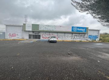 Bodega comercial · 1675m² · 40 Estacionamientos · Bodega en Renta Blvd. Aristóteles, León, Gto. 1675 m²