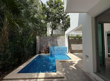 Casa · 442m² · 3 Recámaras · 3 Estacionamientos · Casa Residencial Cumbres en Venta