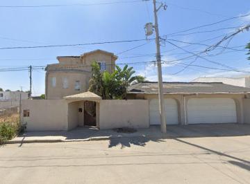 Casa de 4 habitaciones, Playas de Rosarito · Venta de Casa en Playas de Rosarito, Baja California