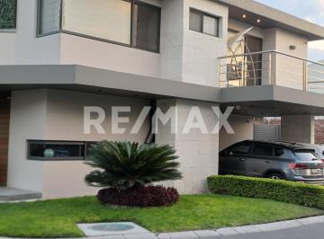 5e1f63781720a73b285f5ea22251f50157ba29ed654ecbb01bf6b860fae09707 · Casa en Condominio en Venta
