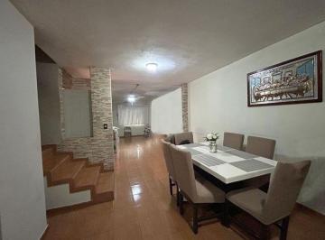 Casa · 144m² · 4 Recámaras · Casa en Venta en Jardines de Huinalá
