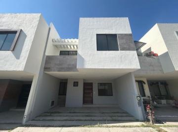 Casa · 175m² · 3 Recámaras · 2 Estacionamientos · Residencial Tepeyac del Sol 3 Hab. 2 Niveles